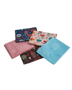 Floral Cartoon Themed Pack of 5 Cotton Fat Quarters Sewing Online FA243