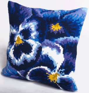 Winter Cushion Kit Collection D'Art CD5099