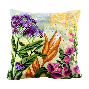 Cross Stitch Cushion Kit: Lupin Dream 1 Collection D'Art CD5188
