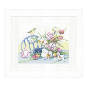 Counted Cross Stitch Kit: Daffodils on Table (Aida) Lanarte PN-0147501