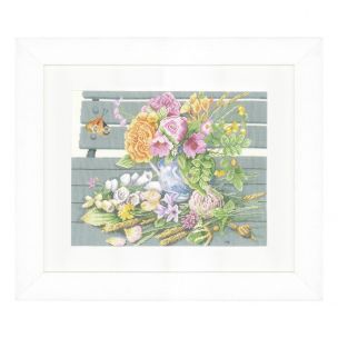 Counted Cross Stitch Kit: Flowers on Bench (Aida) Lanarte PN-0147504